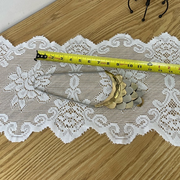 Necklace - Picture 2 of 3